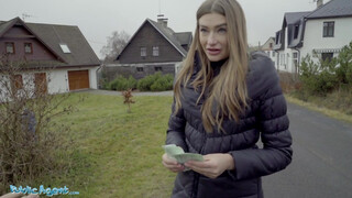 Public Agent - Kis cicis ribanc pénzért kúr