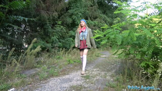 Public Agent - ez a csaj a kutyáját keresi