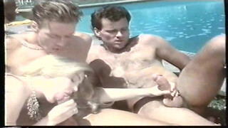 Korház a medence szélén - Magyar szinkronos vhs szexfilm