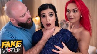 Szende pakisztáni szépség szexuális ébredése egy vad hármasban brit párral