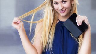 Tracy Lindsay szőke varázsa szenvedélyes, tüzes játékban