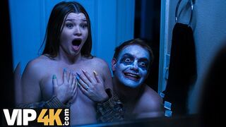 Kiki Daire nedves játéka a merev vágyadon