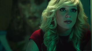 Malena Morgan szenvedélyes leszbikus játszadozás sima, kívánatos puncikkal