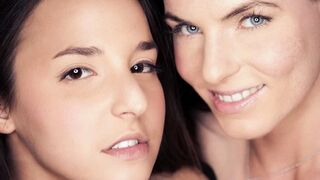 Amirah Adara és Eileen Sue szenvedélyes lány-lány játéka