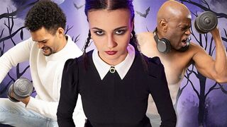 Szexi szerda hűtlenkedik egy hatalmas fekete élvezettel