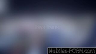 Két szexi német tini osztozik a hatalmas farkon