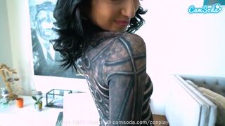 Forró cosplay önelégítés élőben a kamerán