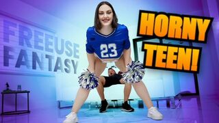 Csábító mostohaapa: "A mostohalányom nedves puncikája a sorsom legforróbb ajándéka!"