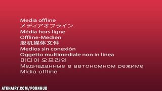 Rose vadul simogatja megdagadt, nedves puncáját