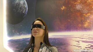 Űrhajós szexorgia cybernetikus bombázóval sci-fi kalandban