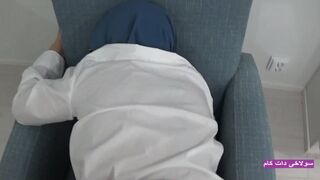 Melegítő nagy farokú milf csábítás amatőr POV-ban