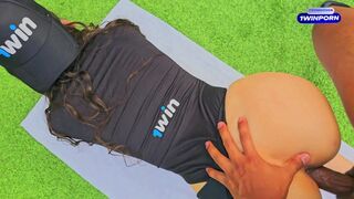 Forró dugás a ház erkélyén, kint a szabadban