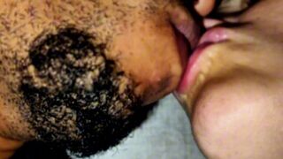 Mostohaapám éjjel titokban jön hozzám és forró, tiltott gyönyöröket osztunk meg