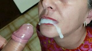 Több mint 50 intenzív szájba spriccelés! Forró, hatalmas élvezések a szájban