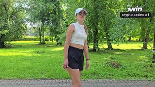 Gyönyörű tinilány szexi seggét meghúztam és tele pumpáltam forró nedvvel