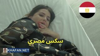 Arab milf óriási seggét hódítja meg amatőr POV-ban