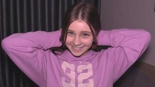 18 éves tini szűk lyukát keményen nyújthatják meg