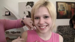 Érett ribanc és barátai kényeztetik Rocco hatalmas farkát - Denni Zsófi és Rocco Siffredi lángoló MILF kalandja a Csatornán