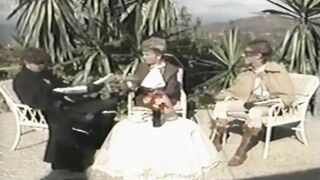 Forró retro hármas élvezet 1986-ból Sara Suzanne Brown és Marc Wallice csillogásával